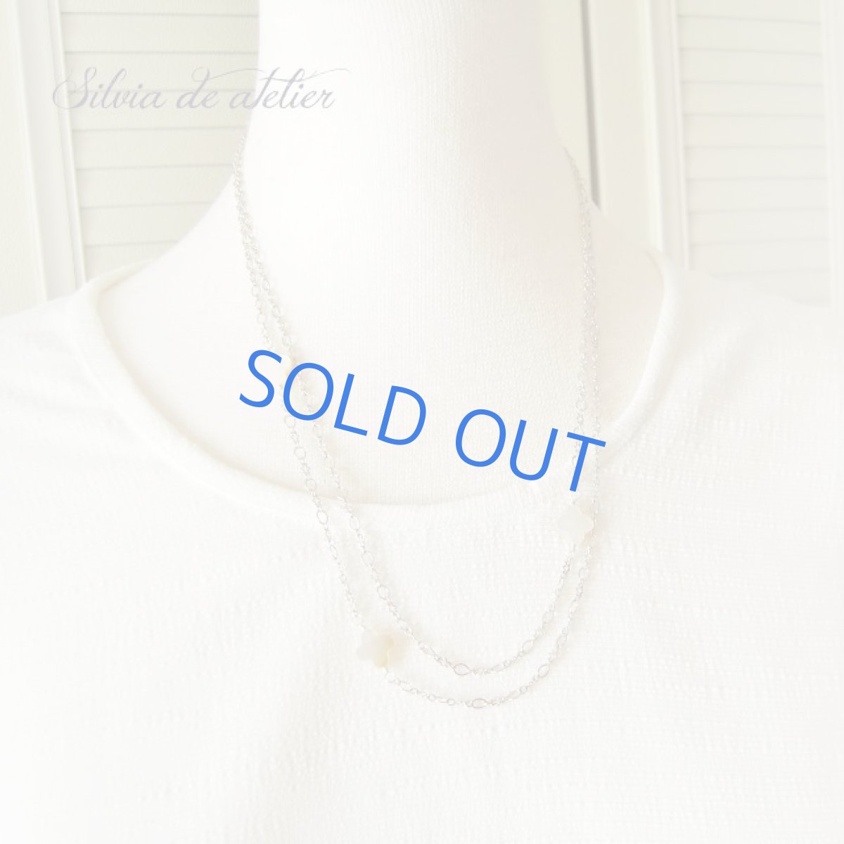 画像3: ＜２カラー展開　ゴールド　＆　シルバー＞フラワーシェル　ステーション　ロング　ネックレス (3)