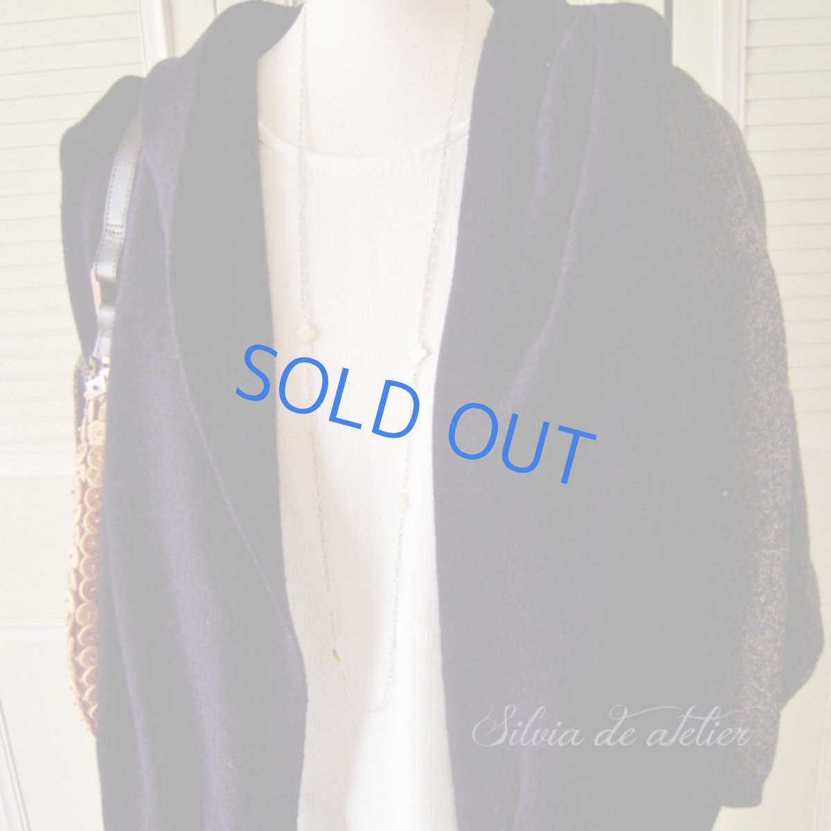 画像2: ＜２カラー展開　ゴールド　＆　シルバー＞フラワーシェル　ステーション　ロング　ネックレス (2)