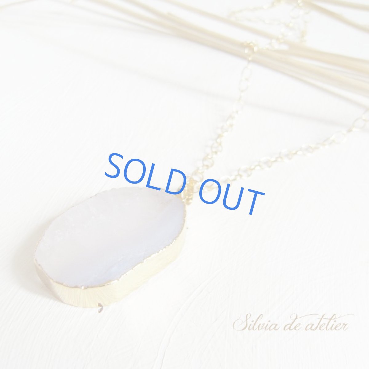 画像2: ◇WAVE◇１点もの　ドゥルージー　ブルーレースアゲート　ペンダント　ゴールドネックレス (2)