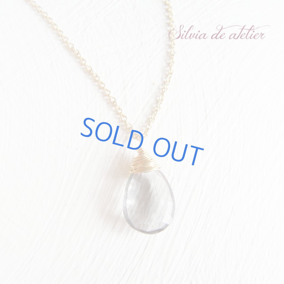 画像3: １点もの　宝石質　フローライト　モーヴカラー　ペアシェイプ　Lサイズ　ワイヤー巻ペアシェイプ　14kgf　チェーンネックレス (3)