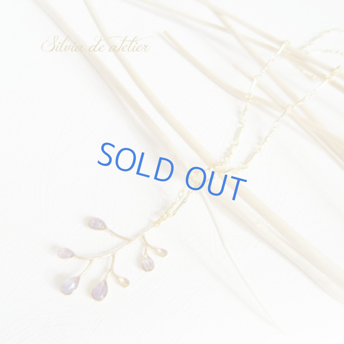 画像3: AAAタンザナイト　５粒使用♪　マットゴールドリーフ　ゴールド　デザインチェーンネックレス (3)