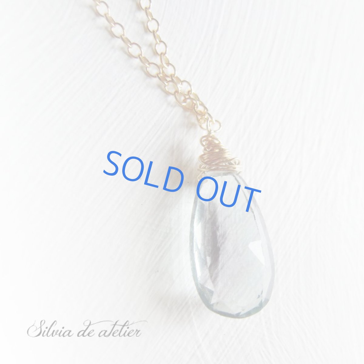 画像4: １点もの　宝石質　フローライト　バイカラー　ペアシェイプ　超大粒サイズ　ワイヤー巻ペアシェイプ　14kgf　50cmチェーンネックレス (4)