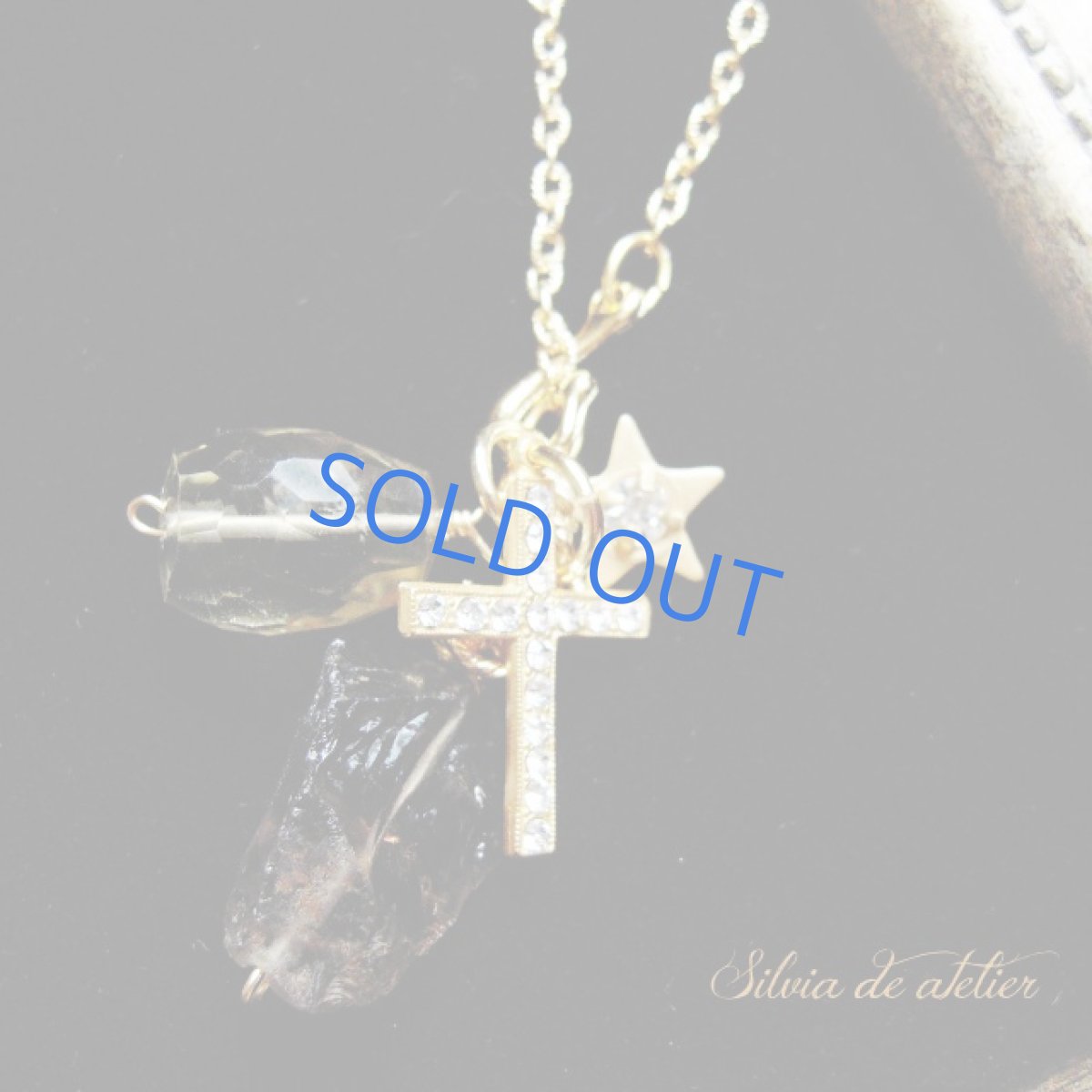 画像2: 1点もの　スモーキークォーツタンブル&レモンクォーツタンブル　フロントフック　チャーム　ゴールドネックレス (2)