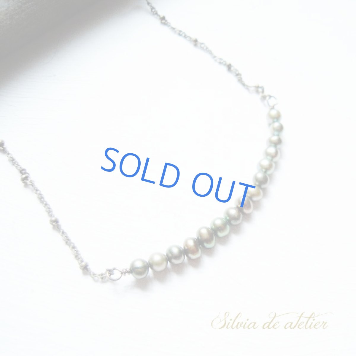 画像2: ＜アンティークゴールドチェーン＞モスグリーンカーキ　淡水パール　ポテトラウンド　ライン　デザインネックレス (2)