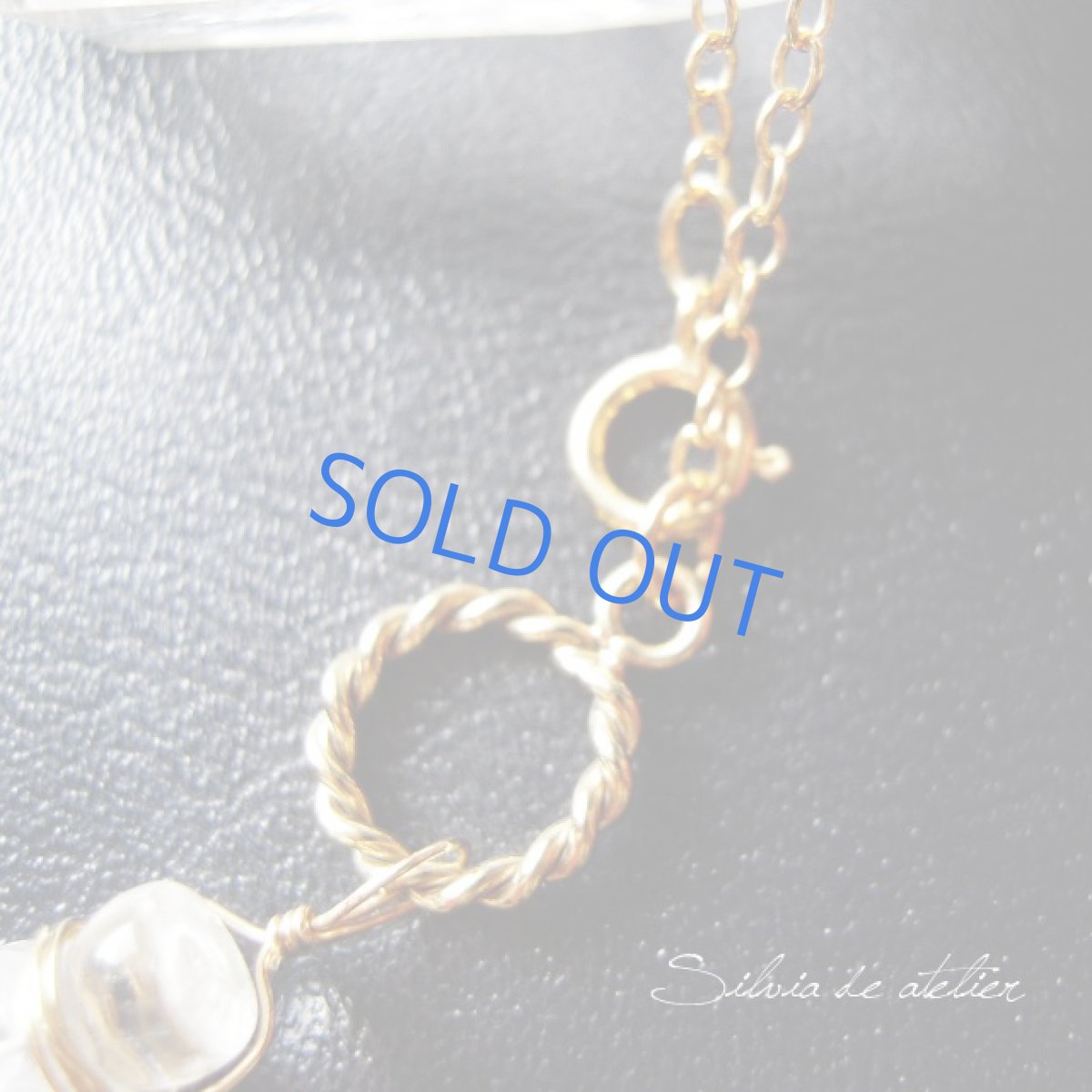 画像4: 1点もの　レアストーン♪　クリスタルクォーツ　カービング　ドロップ　14kgfネックレス　50cm (4)