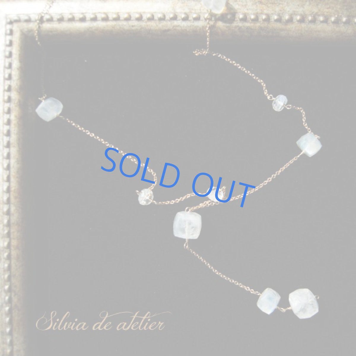 画像3: ＜1点もの・A＞　レインボーブルームーンストーン　キューブ　Y字　14kgfロングネックレス (3)