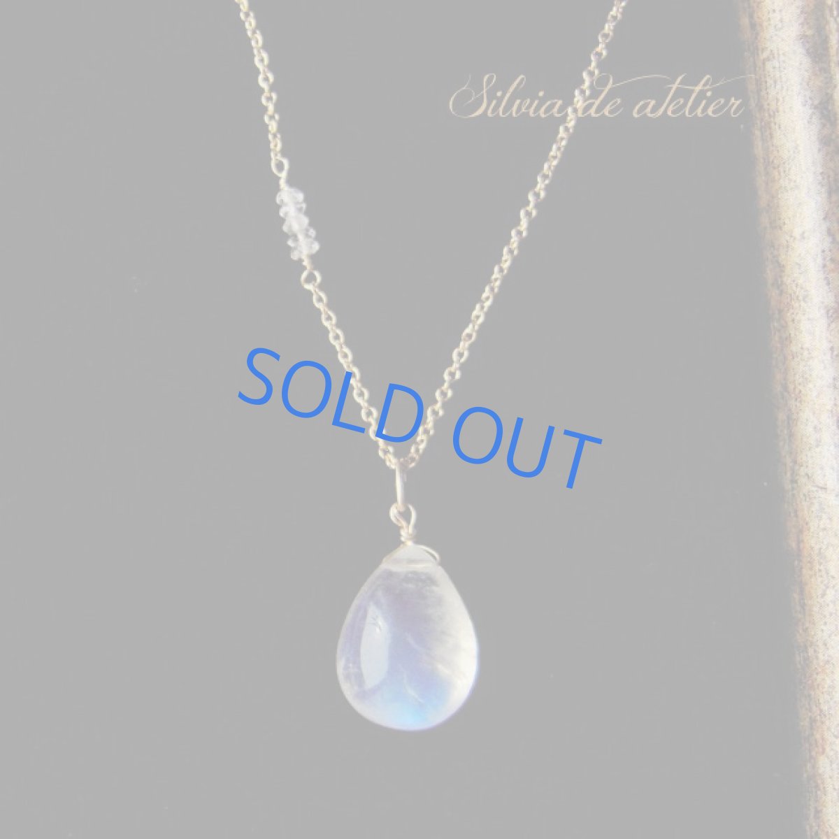 画像3: １点もの　超大粒　AAA++　レインボームーンストーン　スムースドロップ　14kgf　チェーンネックレス　約５０センチ (3)