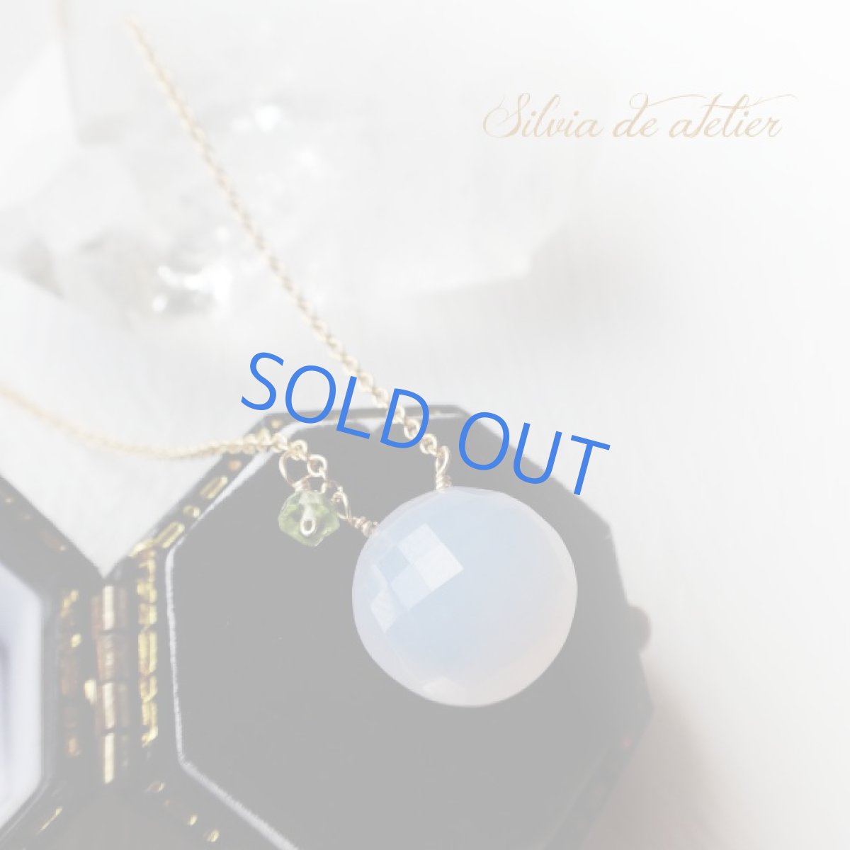 画像5: 1点もの　大粒　天然　ホワイトカルセドニー　コインカット　14kgfネックレス (5)