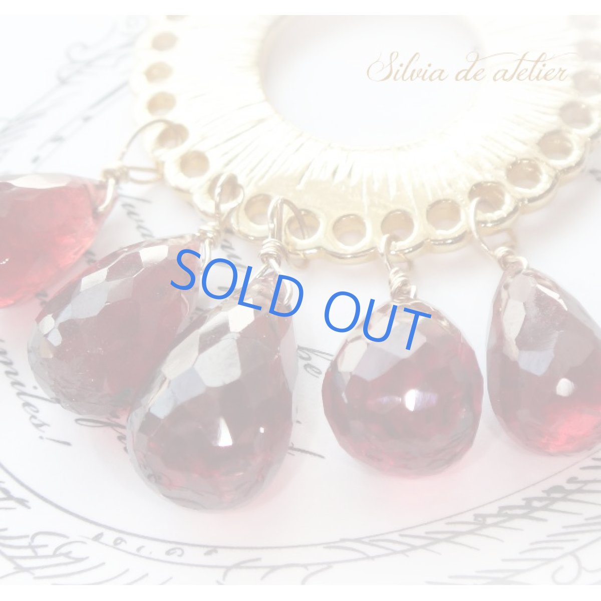 画像2: 1点もの　ガーネットドロップ　フリンジ　18Kメッキチャーム　ゴールドロングチェーンネックレス (2)