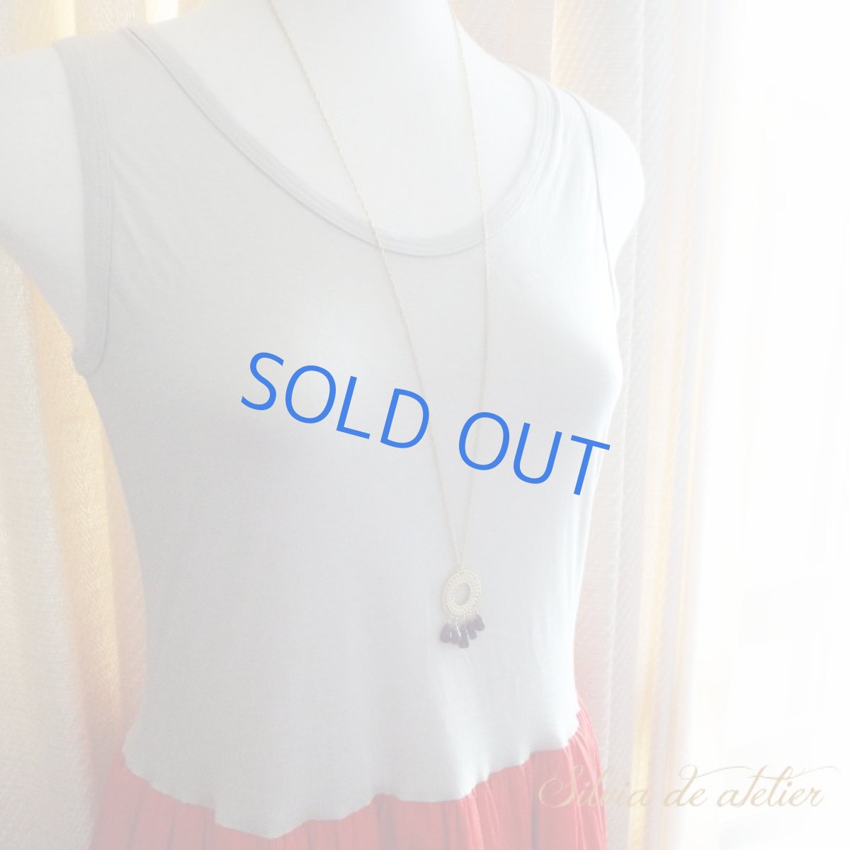 画像6: 1点もの　ガーネットドロップ　フリンジ　18Kメッキチャーム　ゴールドロングチェーンネックレス (6)