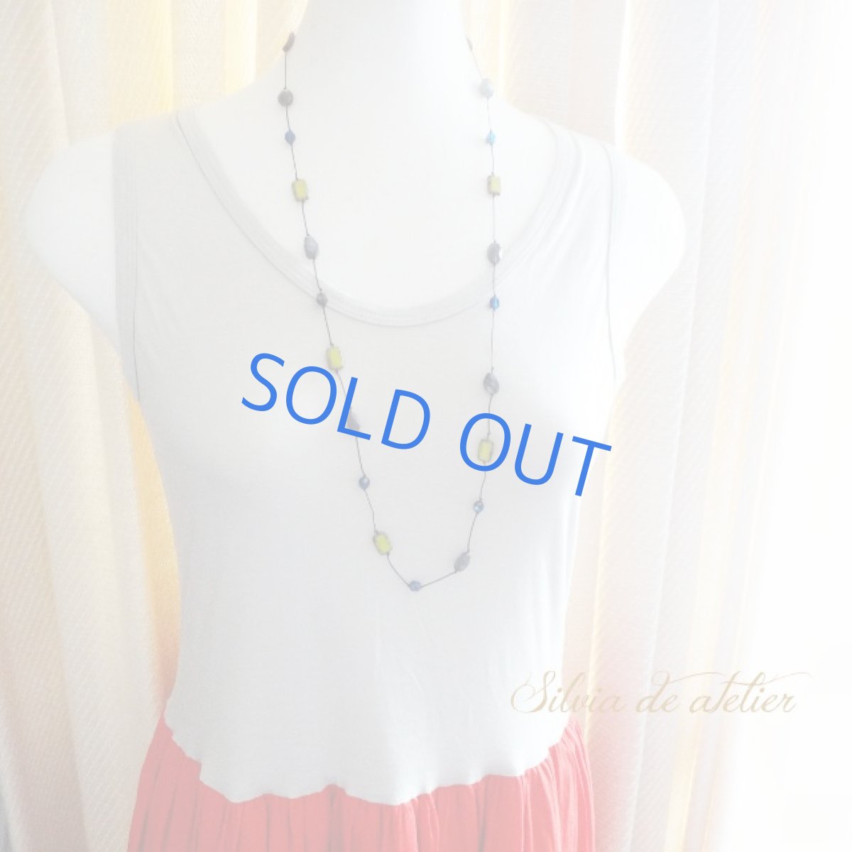 画像7: １点もの　イエローチェコガラス　グレームーンストーン　ブラウンビーズコード　エアリー　ロングネックレス (7)