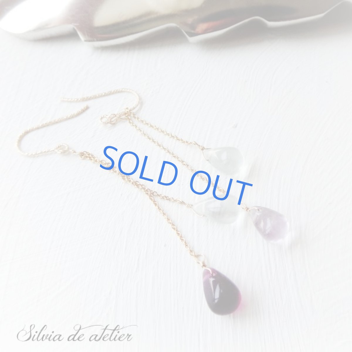 画像5: １点もの　アシンメトリー　フローライト　ダブルドロップ　14kgfグリッターフックピアス (5)