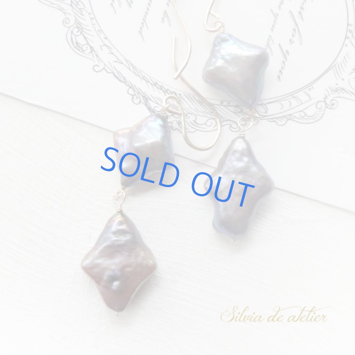 画像2: ＜限定1・夜空に虹＞フラットダイヤ型　ピーコックネイビー　ダブル　淡水パール　14kgfピアス (2)