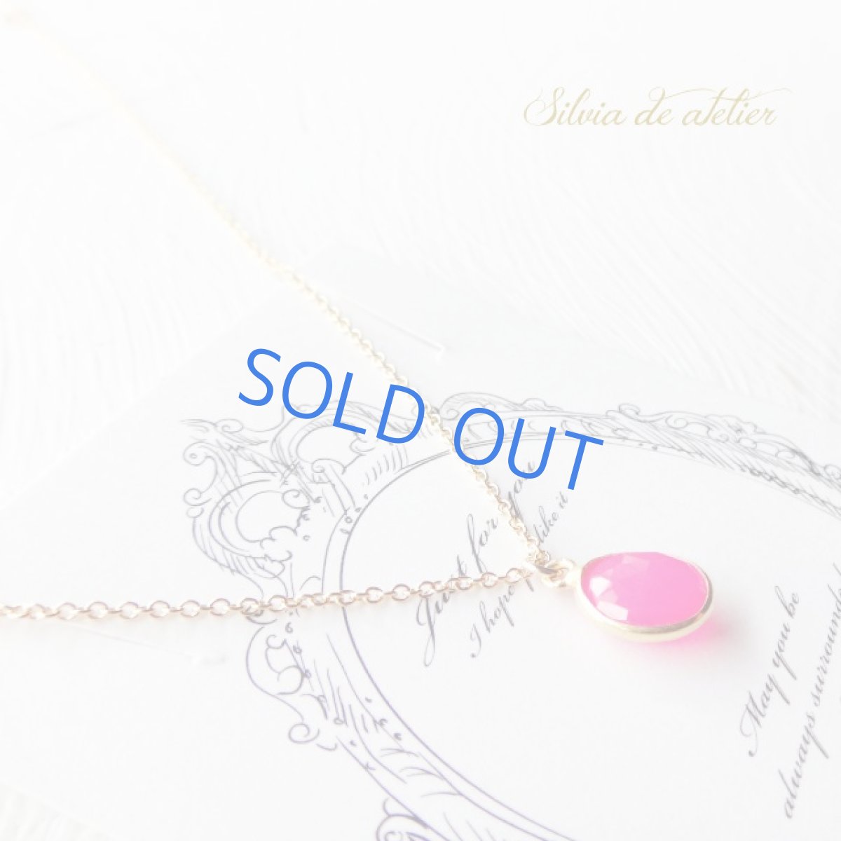 画像4:  フューシャピンク　カルセドニー　オーバルフレーム　14kgfネックレス (4)