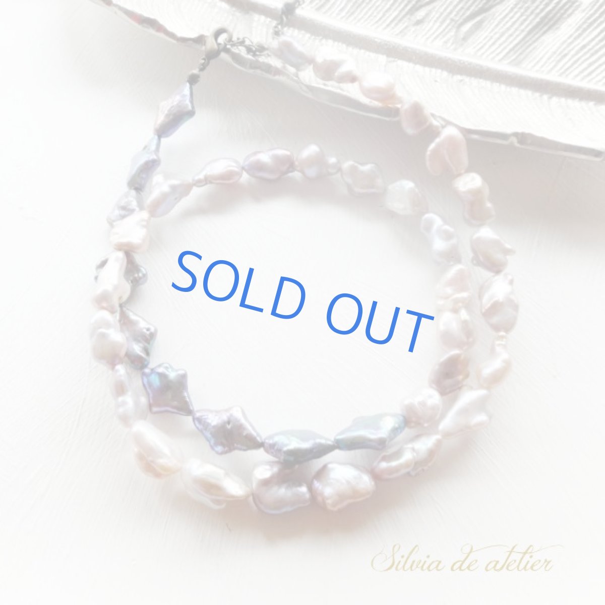 画像4:  淡水パール　ラベンダーバロック　アシンメトリーバイカラーショートネックレス (4)