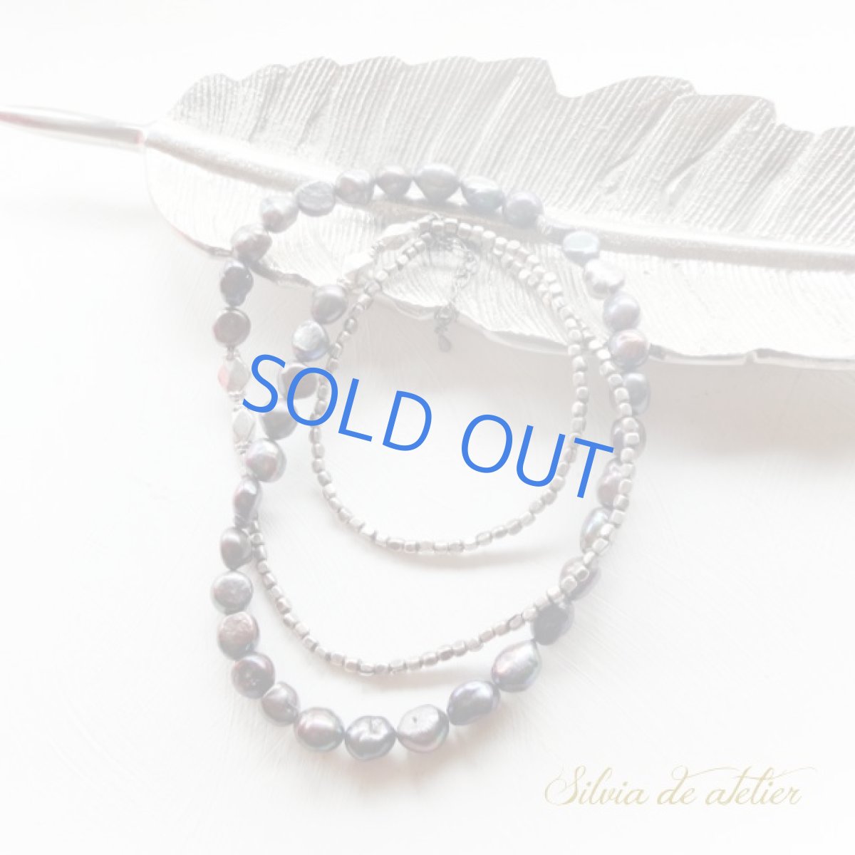 画像3: 在庫僅少　ブラックパープル　淡水パールラウンドバロック　アンティークシルバービーズバイカラーロングネックレス (3)