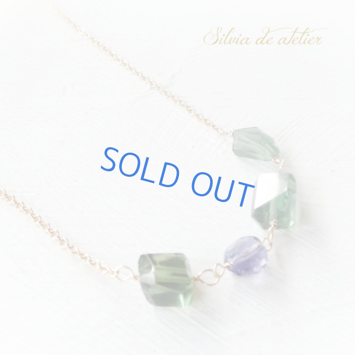 画像2:  グリーンアパタイト　アイオライトタンブル　ライン　14kgfネックレス (2)