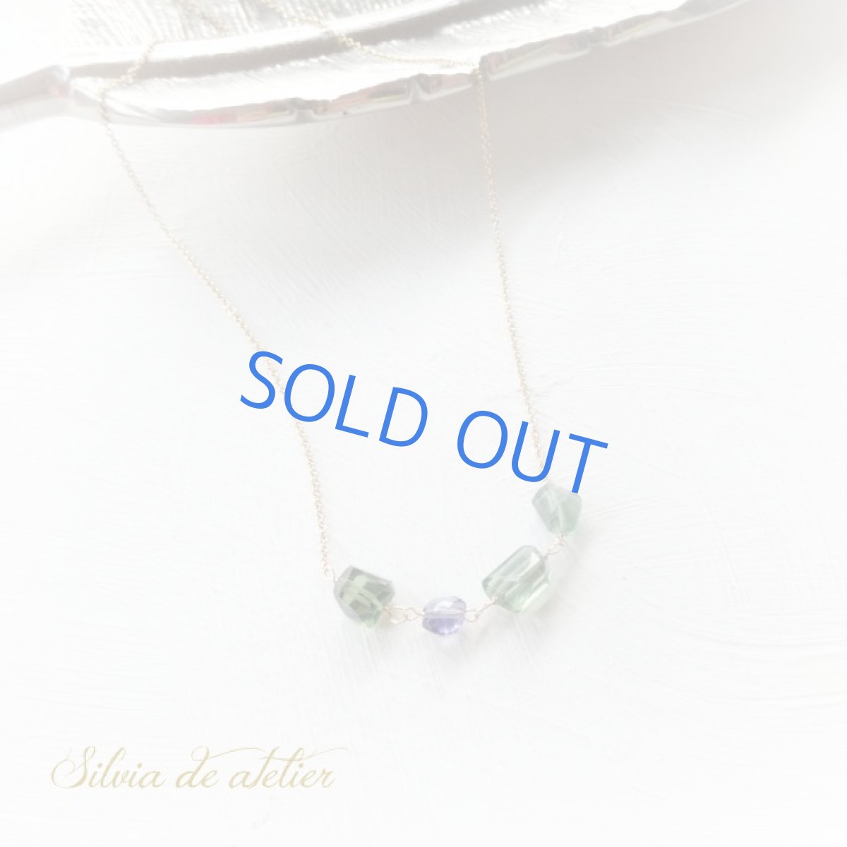 画像3:  グリーンアパタイト　アイオライトタンブル　ライン　14kgfネックレス (3)