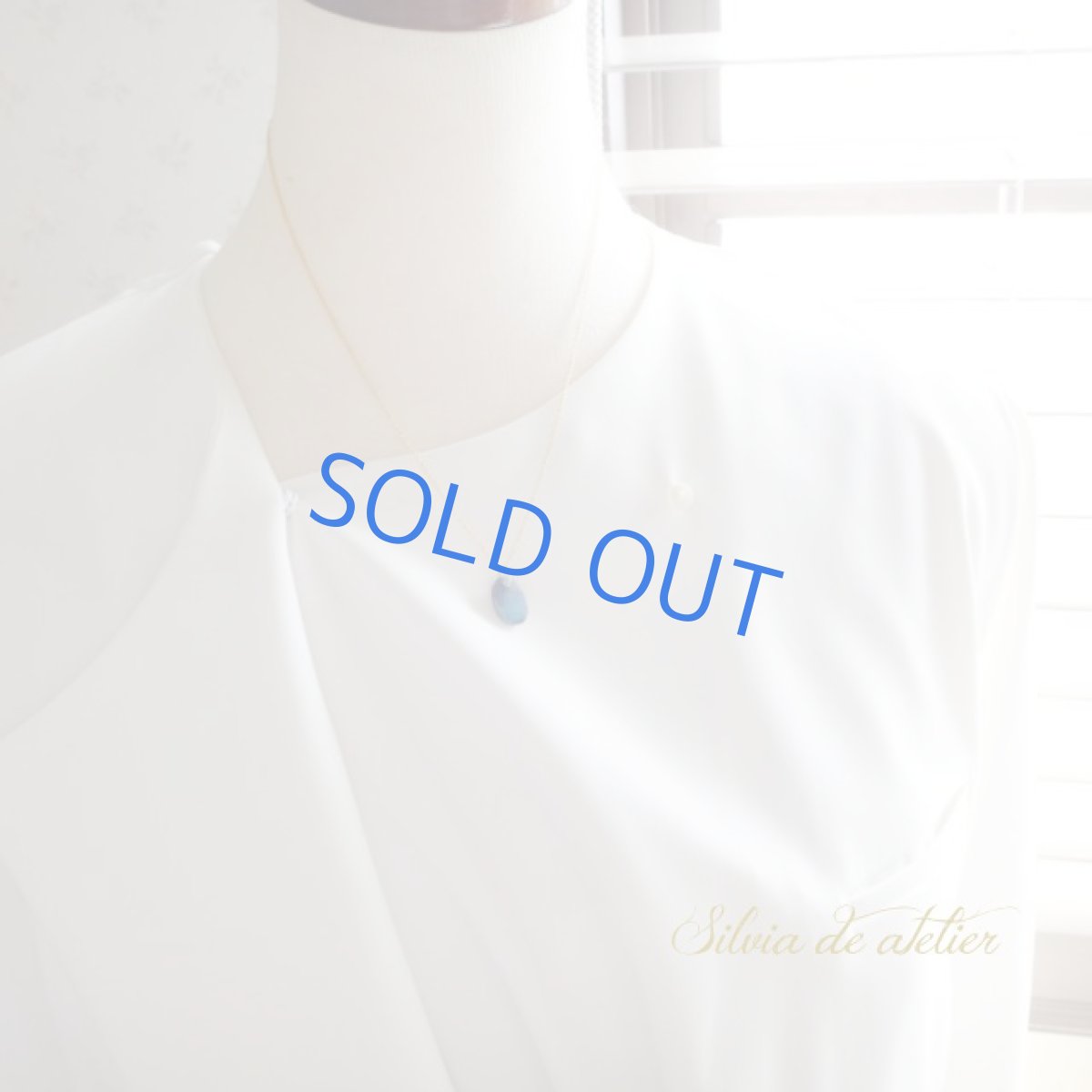 画像5: <ブルー遊色大粒オーバル＞１点もの　オーストラリア産　ブラック　オパール　タブレット　14kgfネックレス (5)