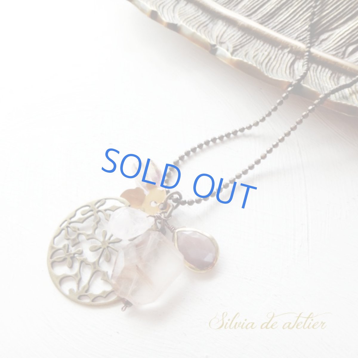 画像4:  アンティークゴールドチャーム　アメトリン他タンブル　ロングネックレス　 (4)