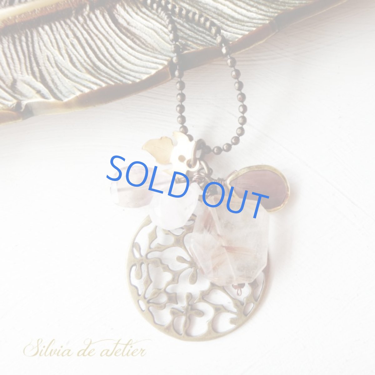 画像2:  アンティークゴールドチャーム　アメトリン他タンブル　ロングネックレス　 (2)