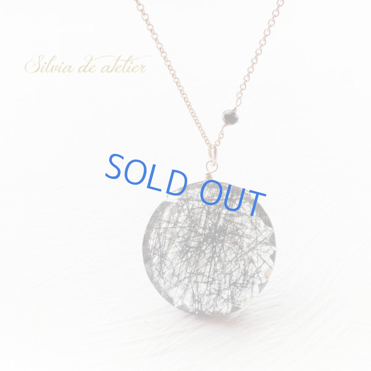 画像3: <1点もの＞ブラックルチルトルマリン　インクォーツ　特大サイズ　サークルディスク　ロング　ネックレス (3)