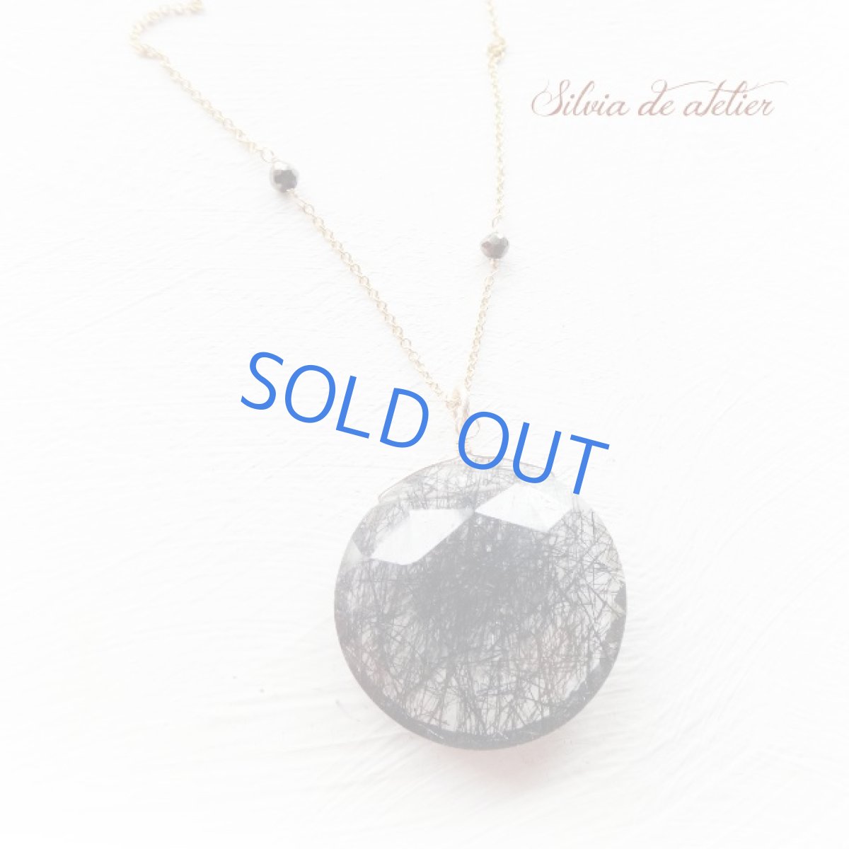 画像5: <1点もの＞ブラックルチルトルマリン　インクォーツ　特大サイズ　サークルディスク　ロング　ネックレス (5)