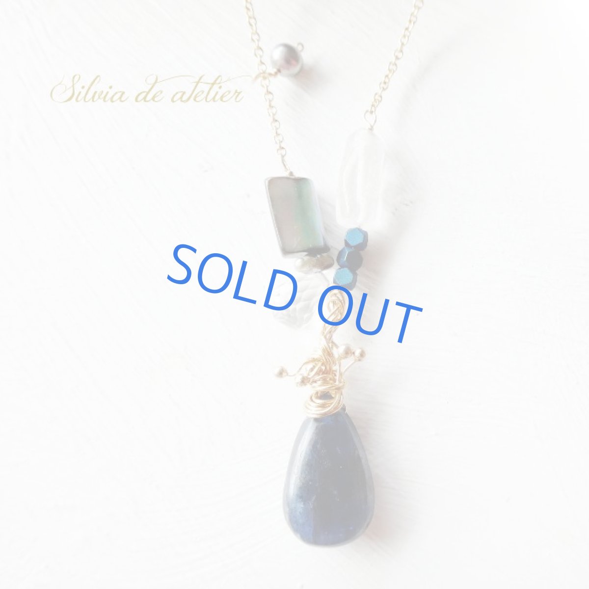 画像5: ＜1点もの＞チベット産モスカイヤナイト　ペアシェイプ　エスニックデザイン　14kgf　ロング　ネックレス (5)