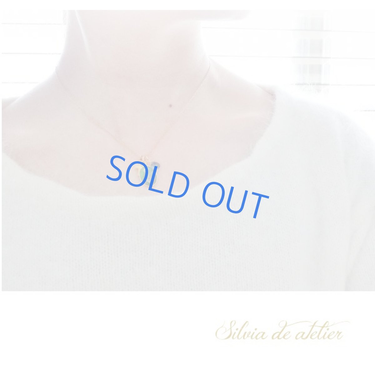 画像7: vintageグリーンガラス　マリアメダイ　クロス＆ロンドンブルートパーズチャーム　　14kgfネックレス (7)