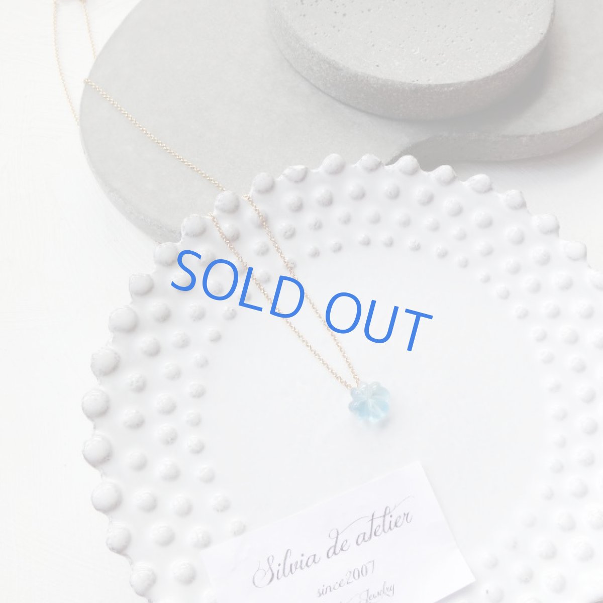 画像4: ＜カラーセレクト・残りCのみ＞4つ葉　クローバー　バイカラー　フローライト　ネックレス (4)