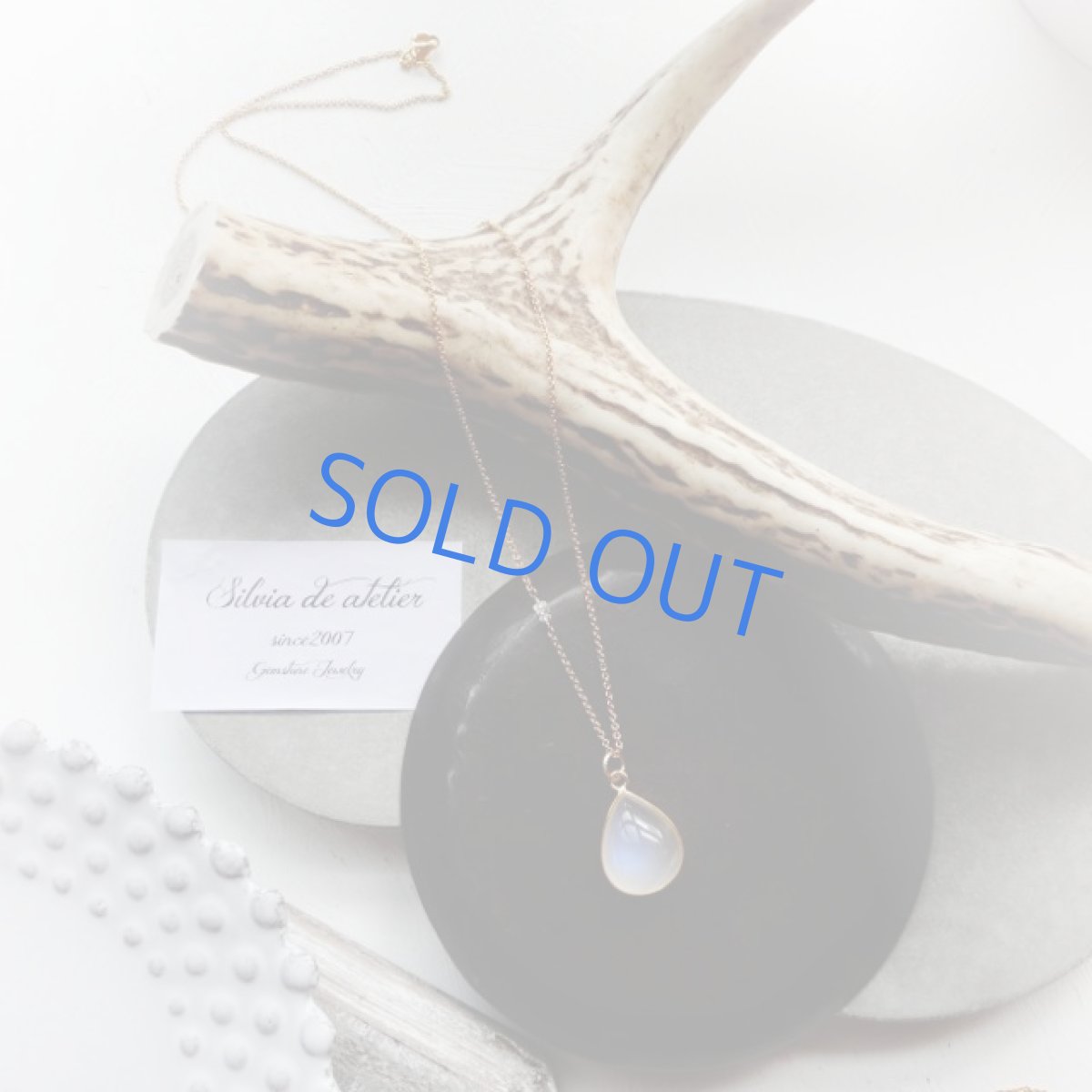 画像4: ＜1点もの・D＞AAAランク　ロイヤルブルームーンストーン（ペリステライト）　カボション　14kgf　ネックレス (4)