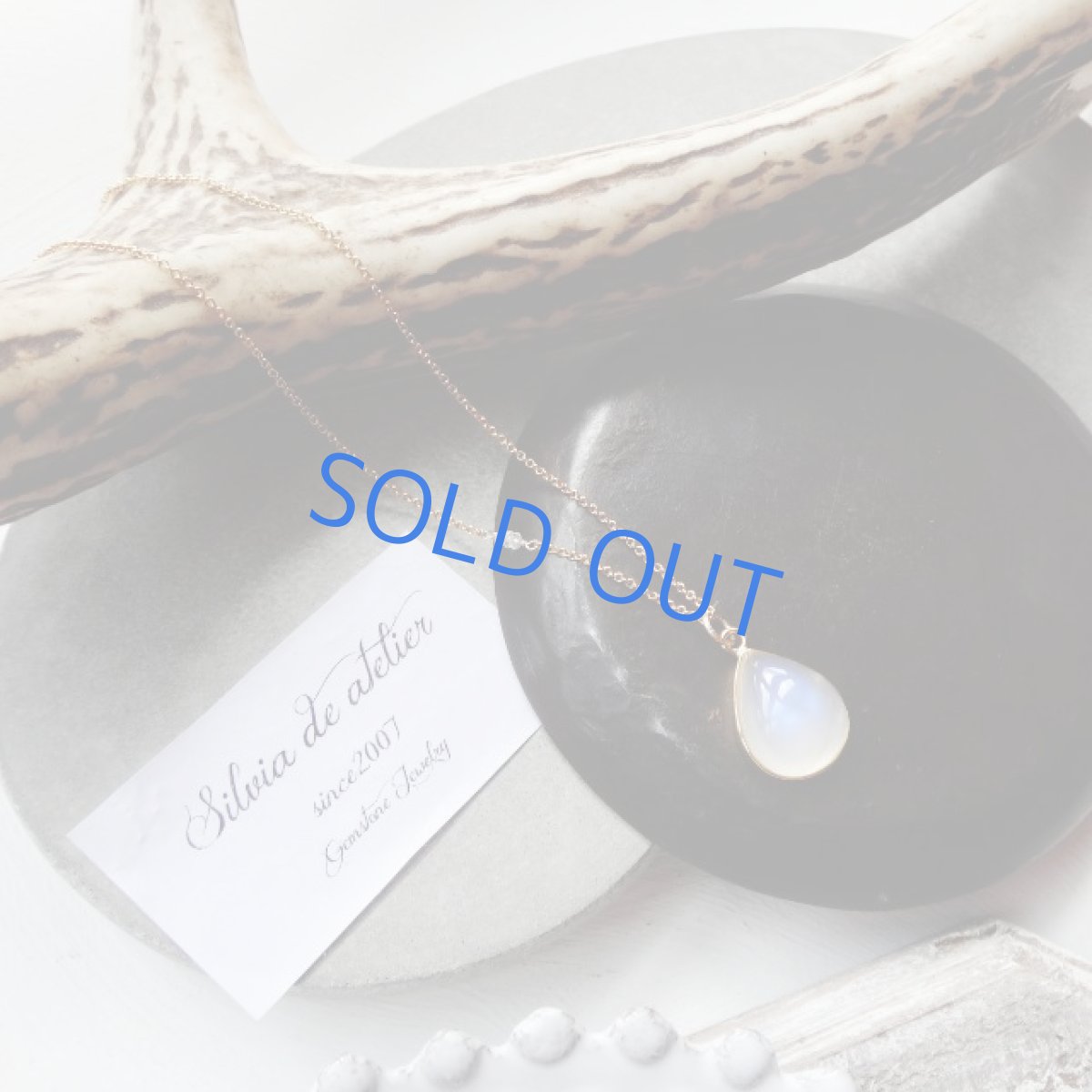 画像5: ＜1点もの・D＞AAAランク　ロイヤルブルームーンストーン（ペリステライト）　カボション　14kgf　ネックレス (5)