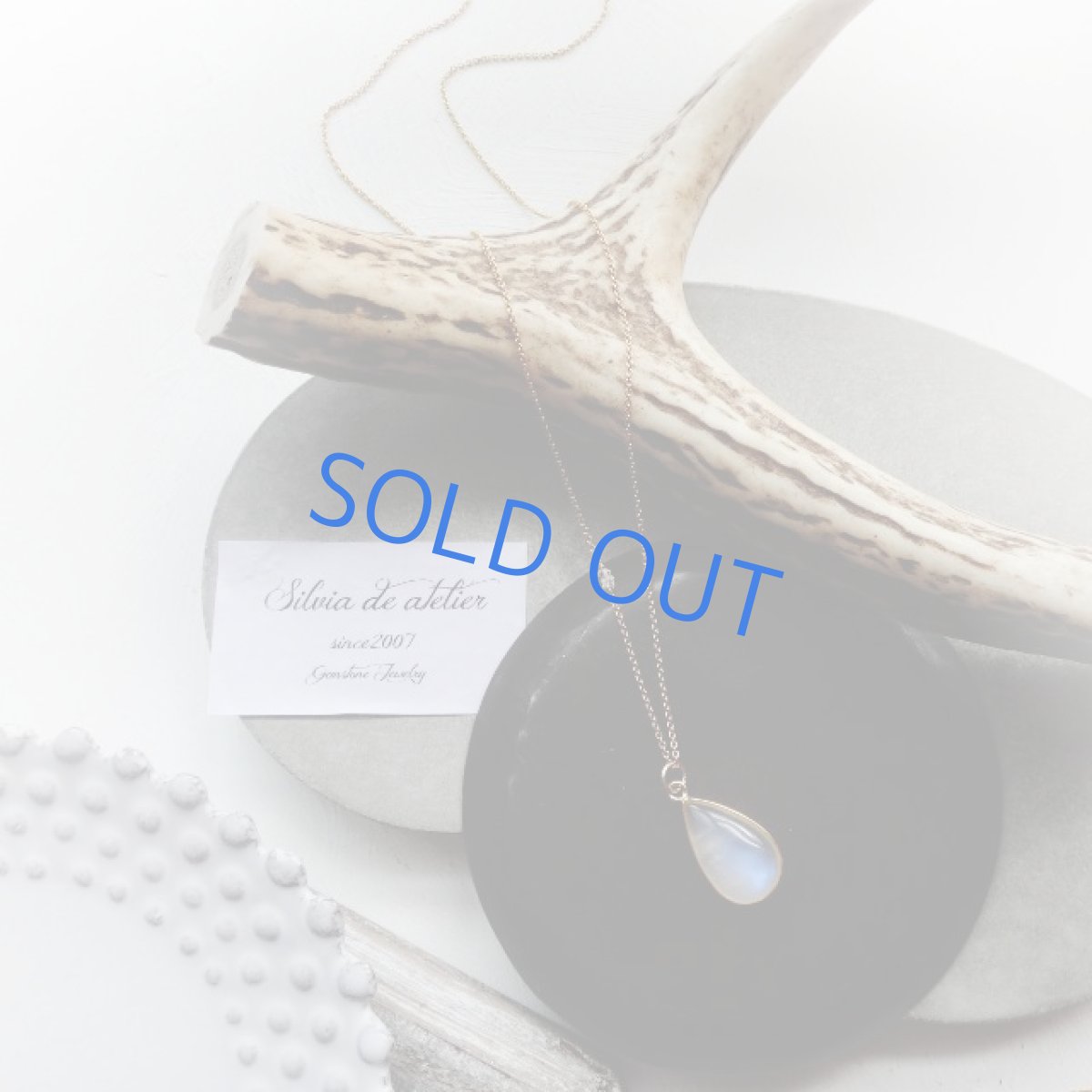 画像4: ＜1点もの・C＞AAAランク　ロイヤルブルームーンストーン（ペリステライト）　カボション　14kgf　ネックレス (4)