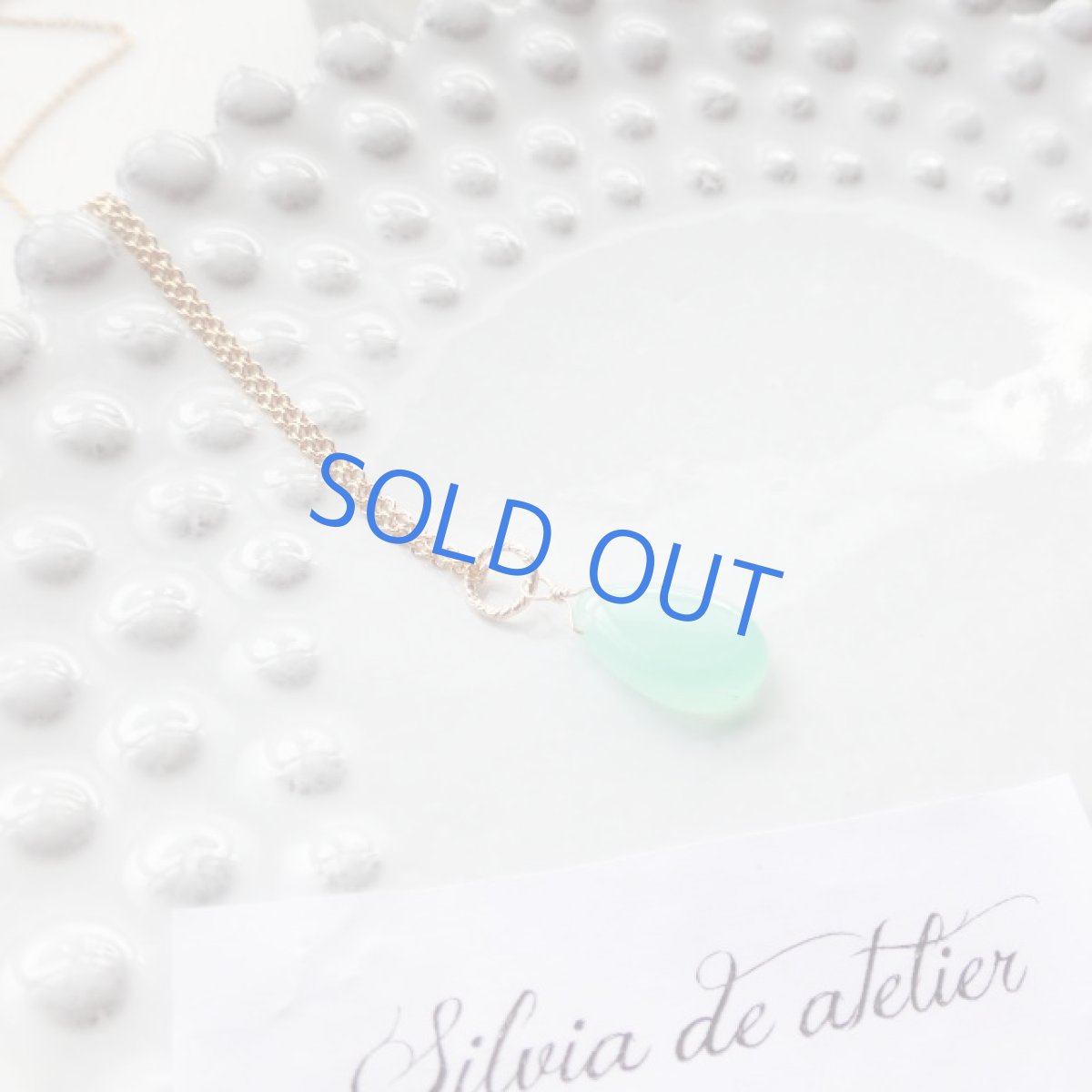 画像2: ＜1点もの・大粒＞ラグーングリーンカラー　AAAランク　クリソプレーズ　スムースペアシェイプ　14kgf　ネックレス (2)