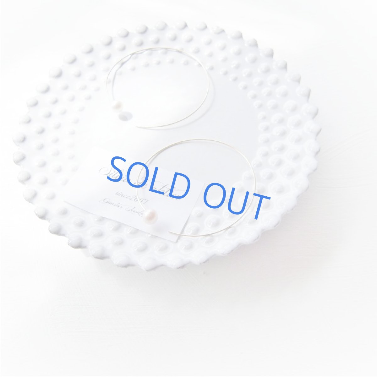 画像4: 一粒淡水パール　14kgf　約45mm　ビッグフープ　ゴールドワイヤーピアス (4)