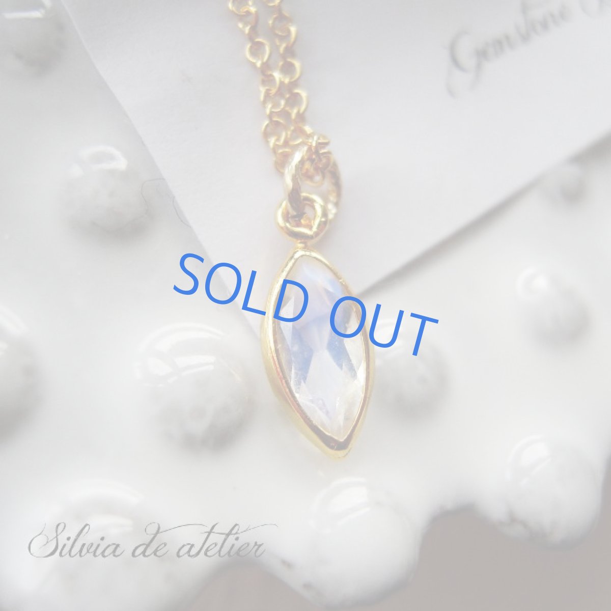 画像2: ＜残り1・販売終了予定＞宝石質ルース　AAAAロイヤルブルームーンストーン　マーキス　14kgfチェーンネックレス (2)