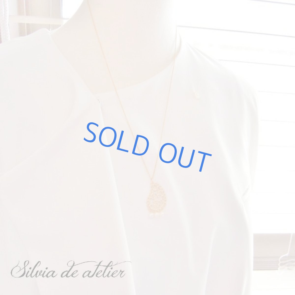 画像6: 残り１　16KGP　ペイズリーモチーフチャーム　淡水パール付き　14kgfネックレス約50cm (6)