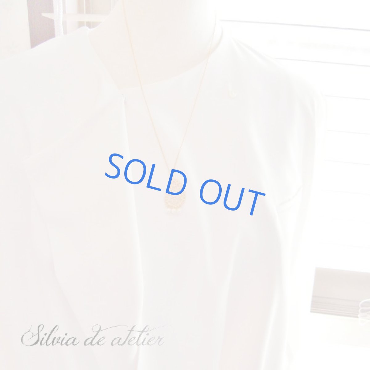 画像5: 残り１　16KGP　ペイズリーモチーフチャーム　淡水パール付き　14kgfネックレス約50cm (5)