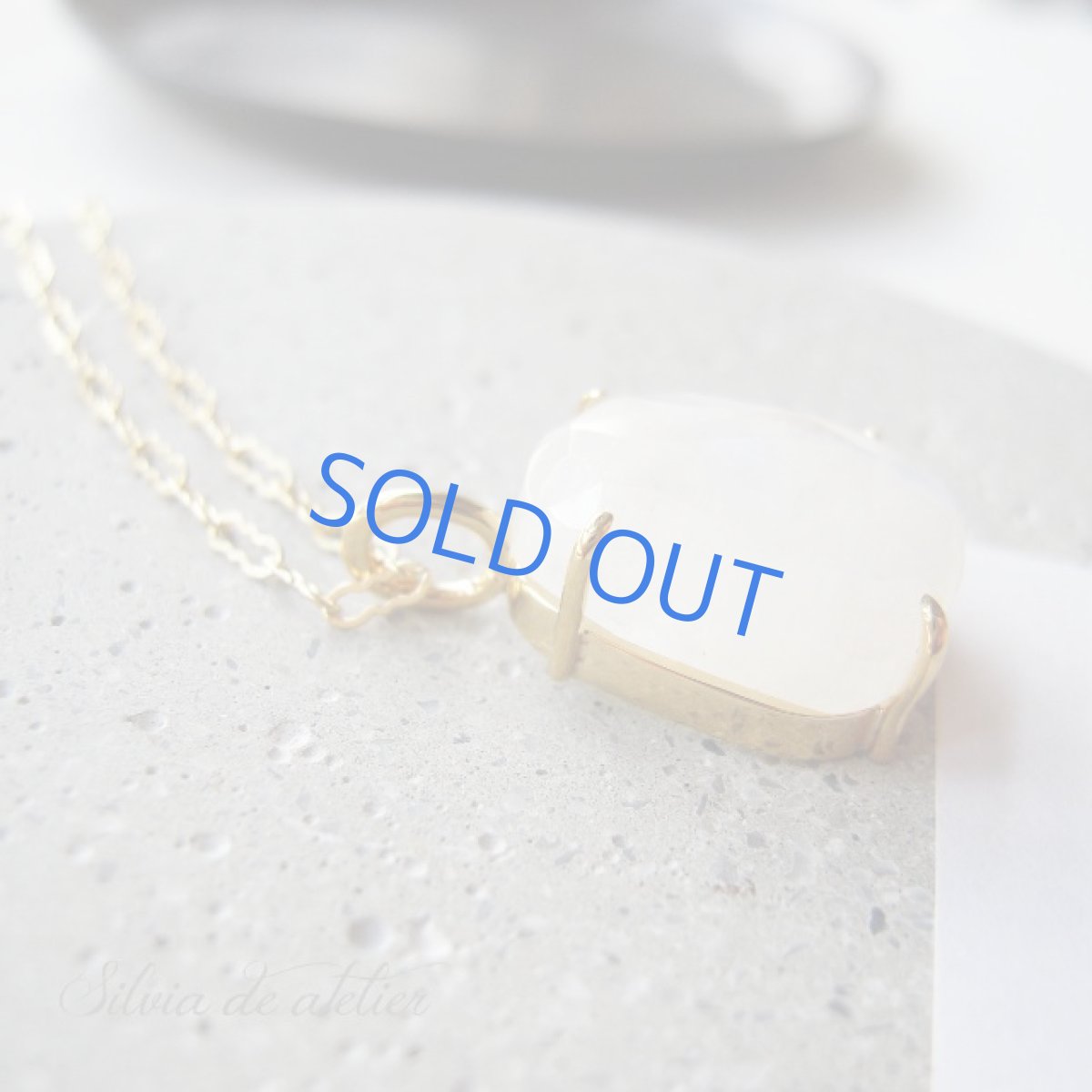 画像4: ＜１点もの・B＞レインボームーンストーン　ファンシーシェイプローズカット　ペンダント　14kgf約50cm (4)