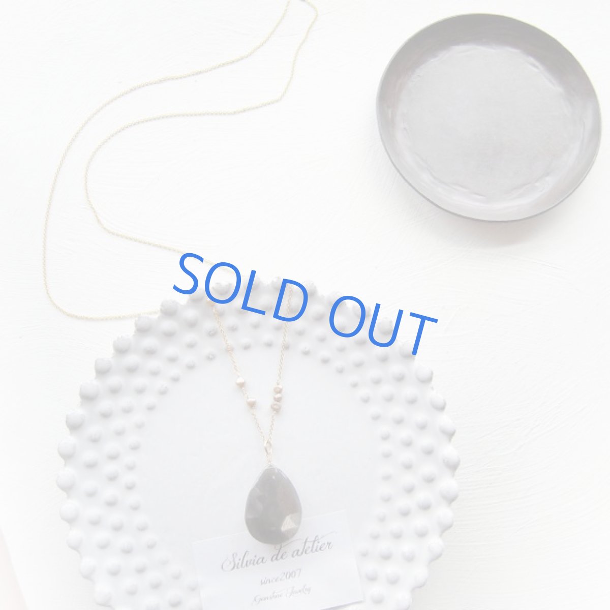 画像3: 1点もの　大粒ゴールデンシャイングレームーンストーン　14kgfチェーン約70cm (3)