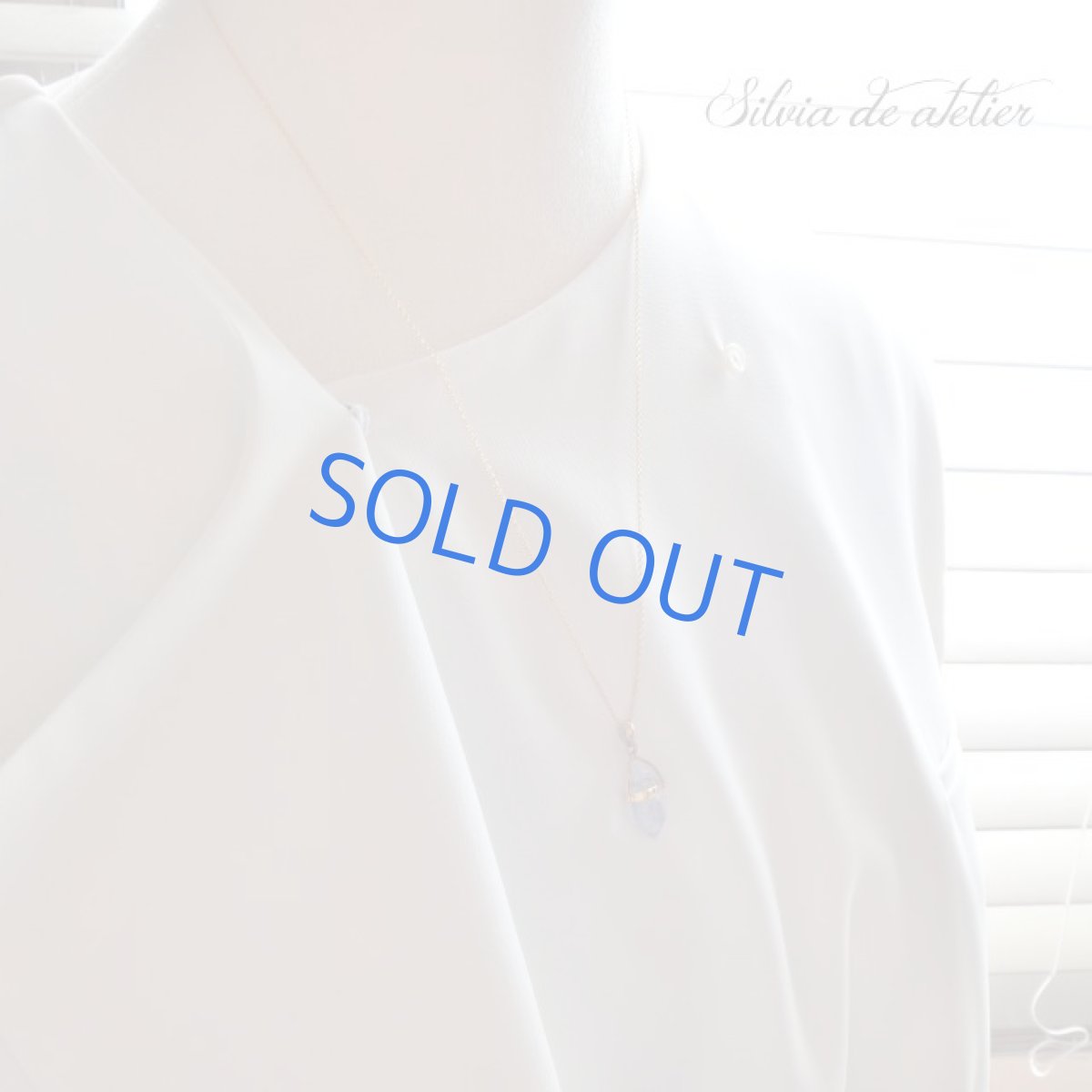 画像8: <1点もの・A> デュモルチェライトインクォーツ クラスタータイプ ペンダント 14kgfチェーン約50cm (8)