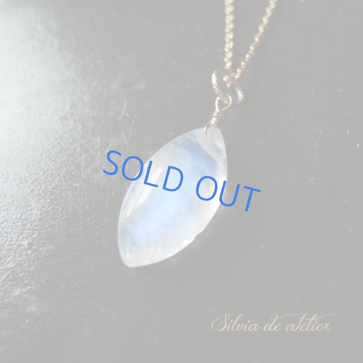 画像3: 1点もの　大粒　マーキスシェイプ　レインボームーンストーンカボション　14kgfネックレス約50cm (3)