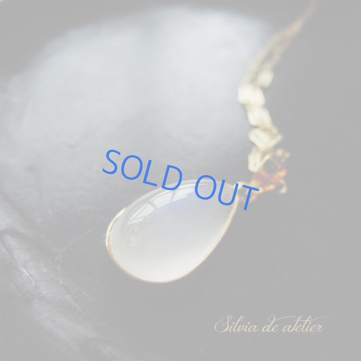 画像4: ＜1点もの・B＞AAAランク　ロイヤルブルームーンストーン（ペリステライト）　カボション　14kgf　ネックレス (4)