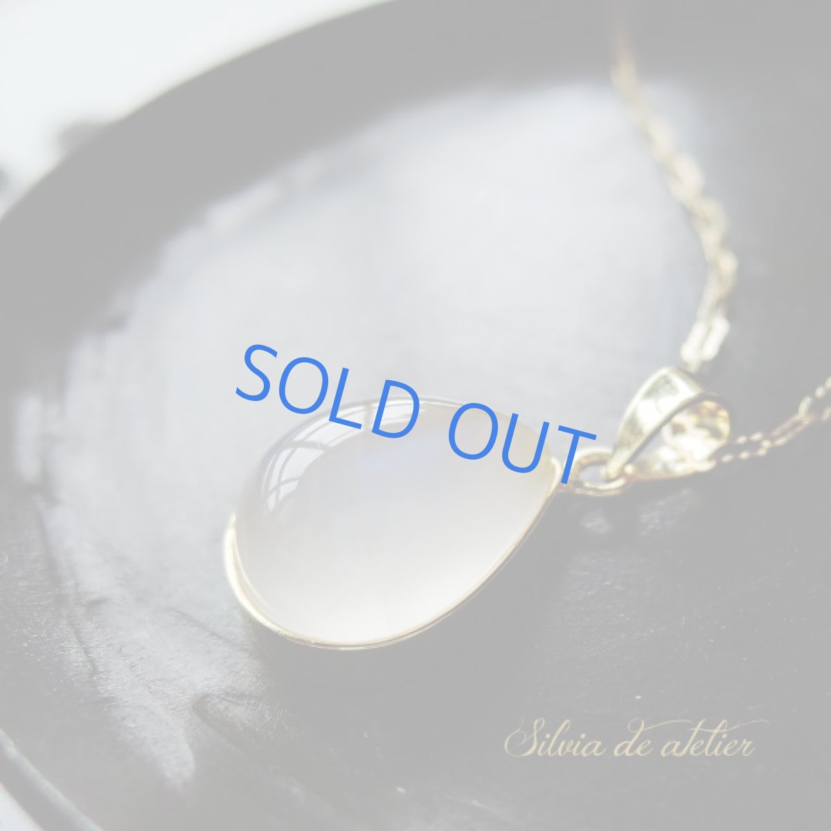 画像4: ＜1点もの・A＞AAAランク　ロイヤルブルームーンストーン（ペリステライト）　カボション　14kgf　ネックレス (4)