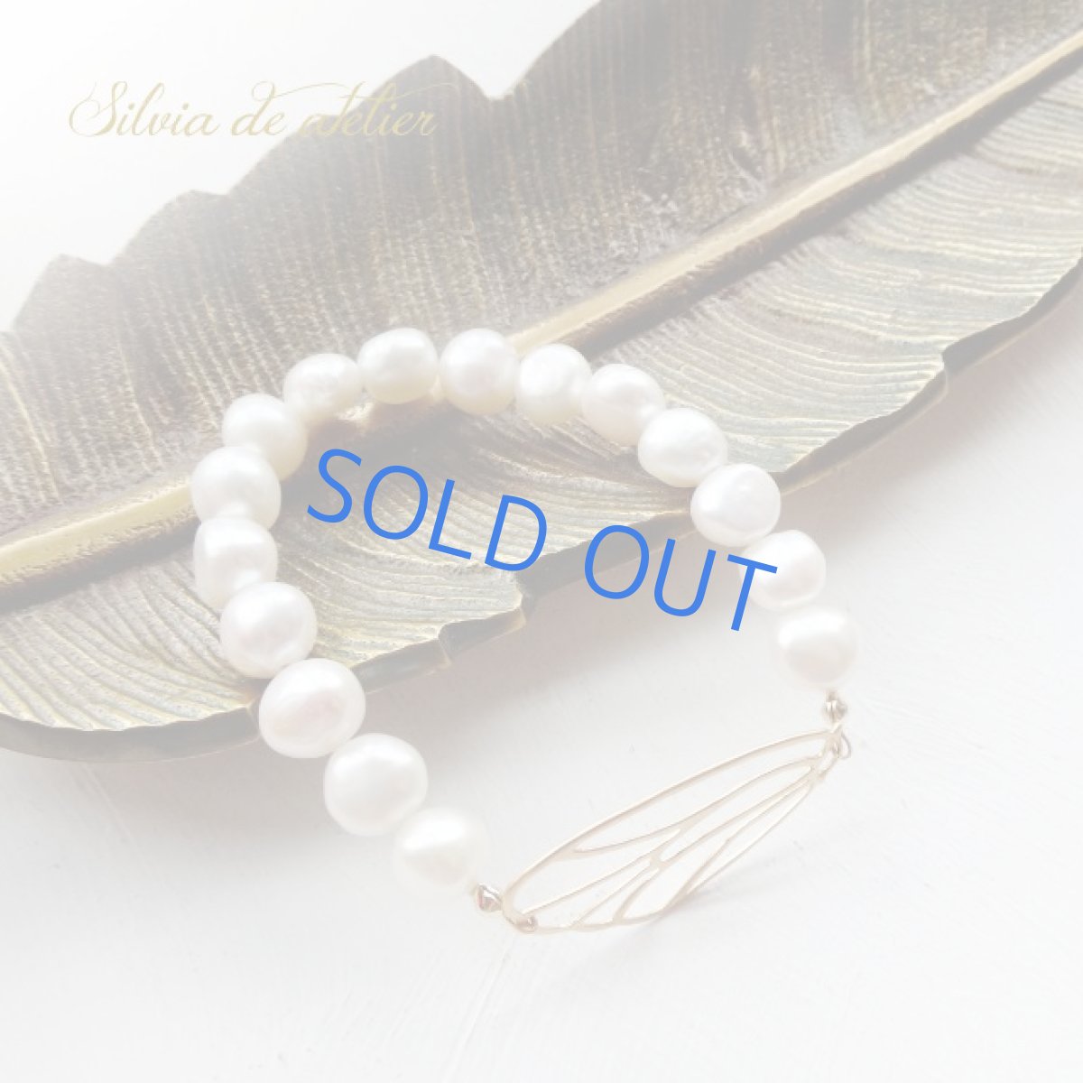 画像4: 限定1　淡水パール　ゴールドバタフライチャーム　ブレスレット (4)