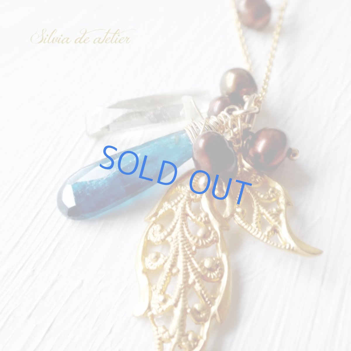 画像4: ＜1点もの＞カイヤナイト＆ブラウン淡水パール　チャーム　14kgfチェーン50cmネックレス (4)