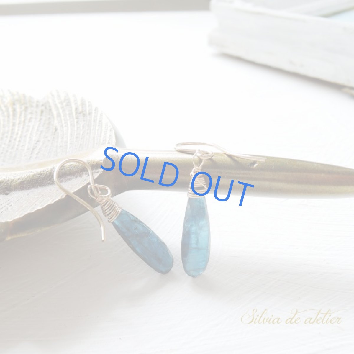 画像5: 【イヤリング変更可・残り1】モスカイヤナイト 細長ペアシェイプ 14kgfフックピアス (5)