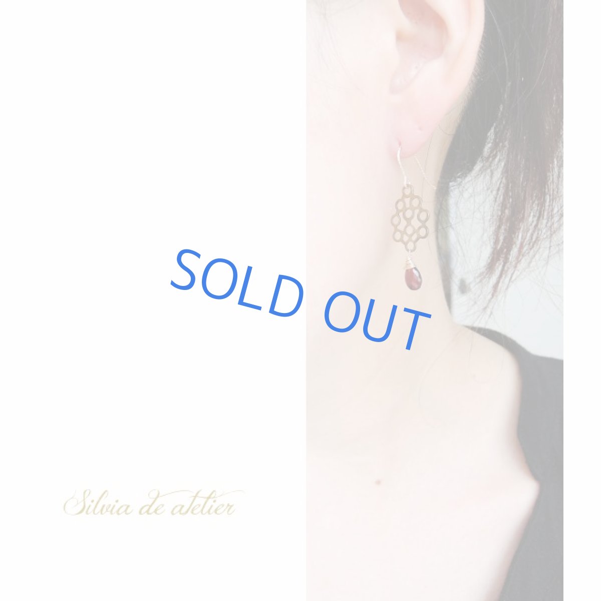 画像5: 【イヤリング変更可・限定1】アンティークゴールドチャーム ガーネットペアシェイプ 14kgfフックピアス (5)