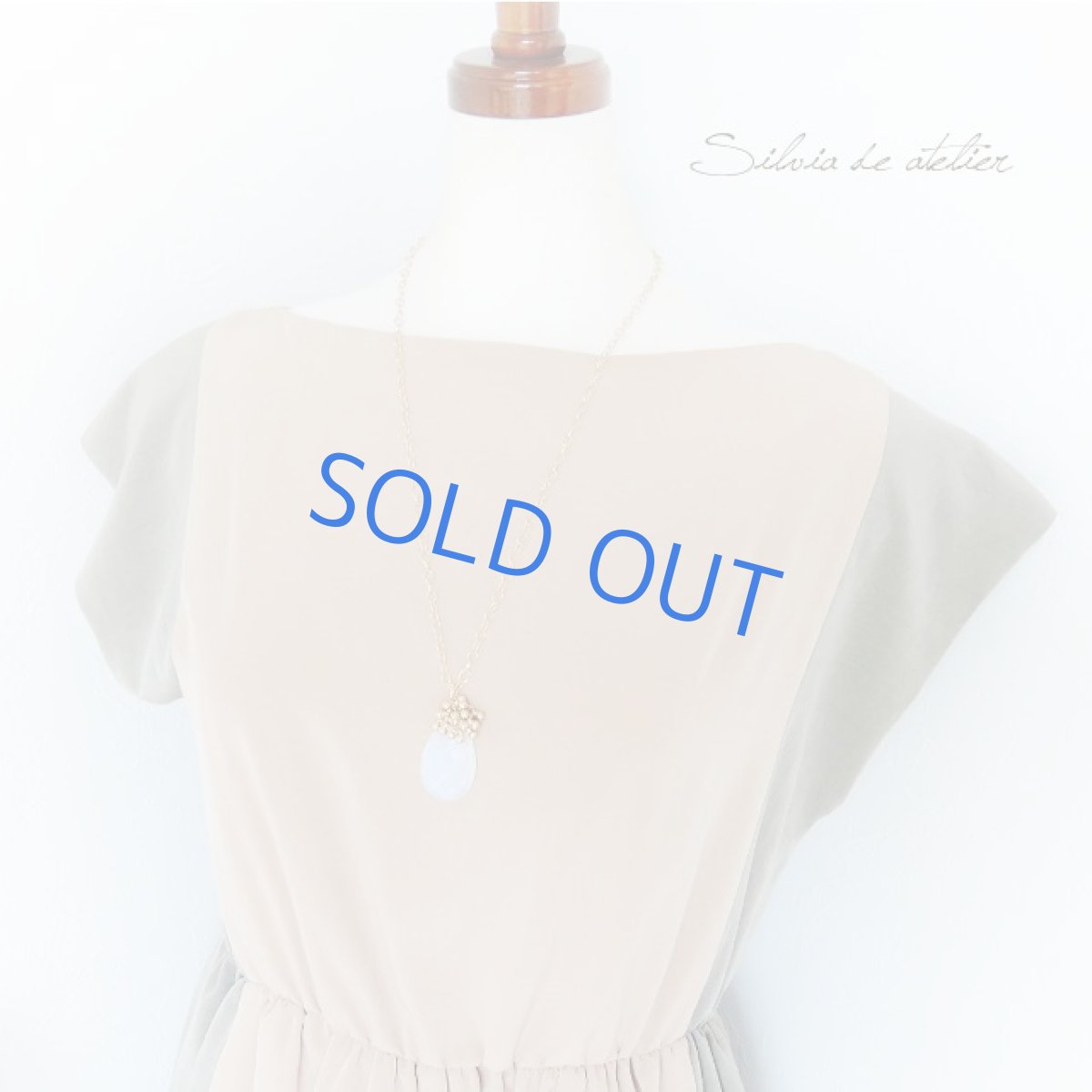 画像8: 大粒オパライト　ペアシェイプ　エアリーゴールドチェーンネックレス　約60cm (8)