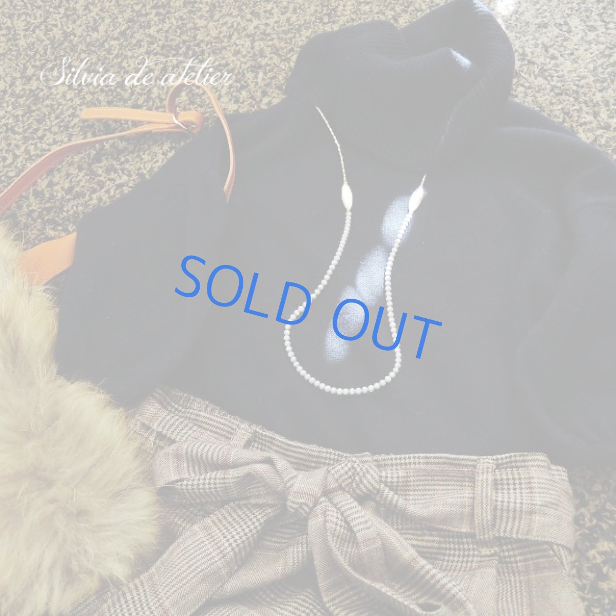 画像7: ＜限定1＞シェル＆グレーラベンダー　チェコガラスビーズ　　真鍮ビーズロングネックレス (7)